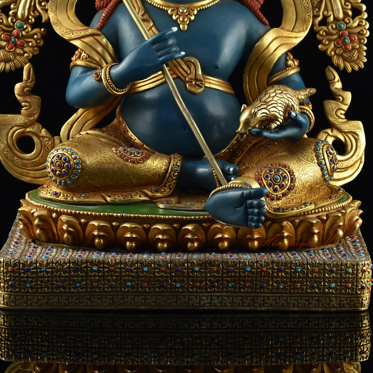 What Makes Namtoshe Statue So Popular Right Now | The Grand Collection