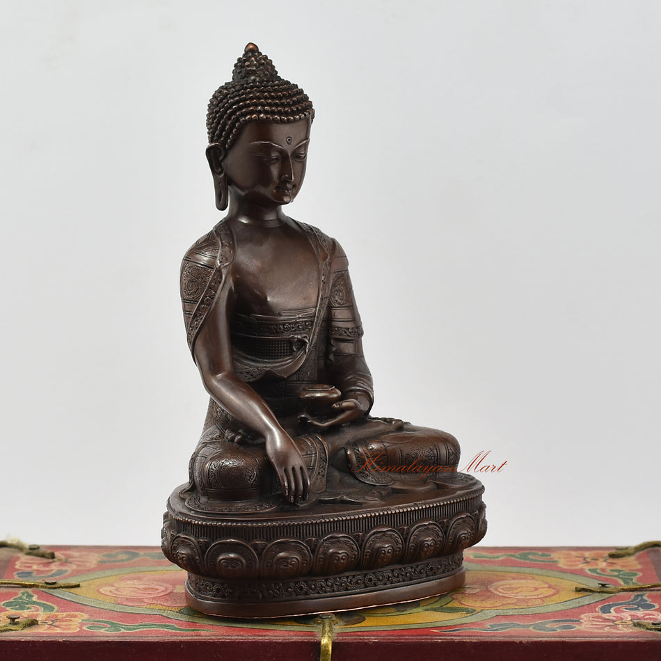 Small Tibetan Shakyamuni Buddha Statue