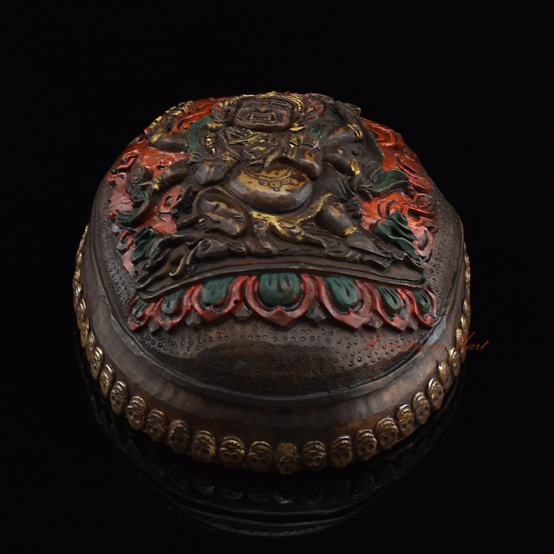 Black Mahakala resin kapala, bottom view of resin base