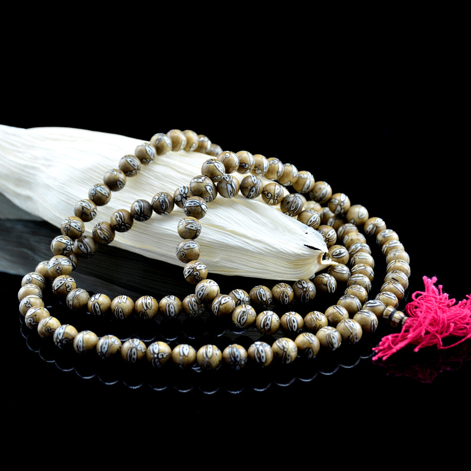 Conch Shell Mala with Buddha Eye Carved 8mm