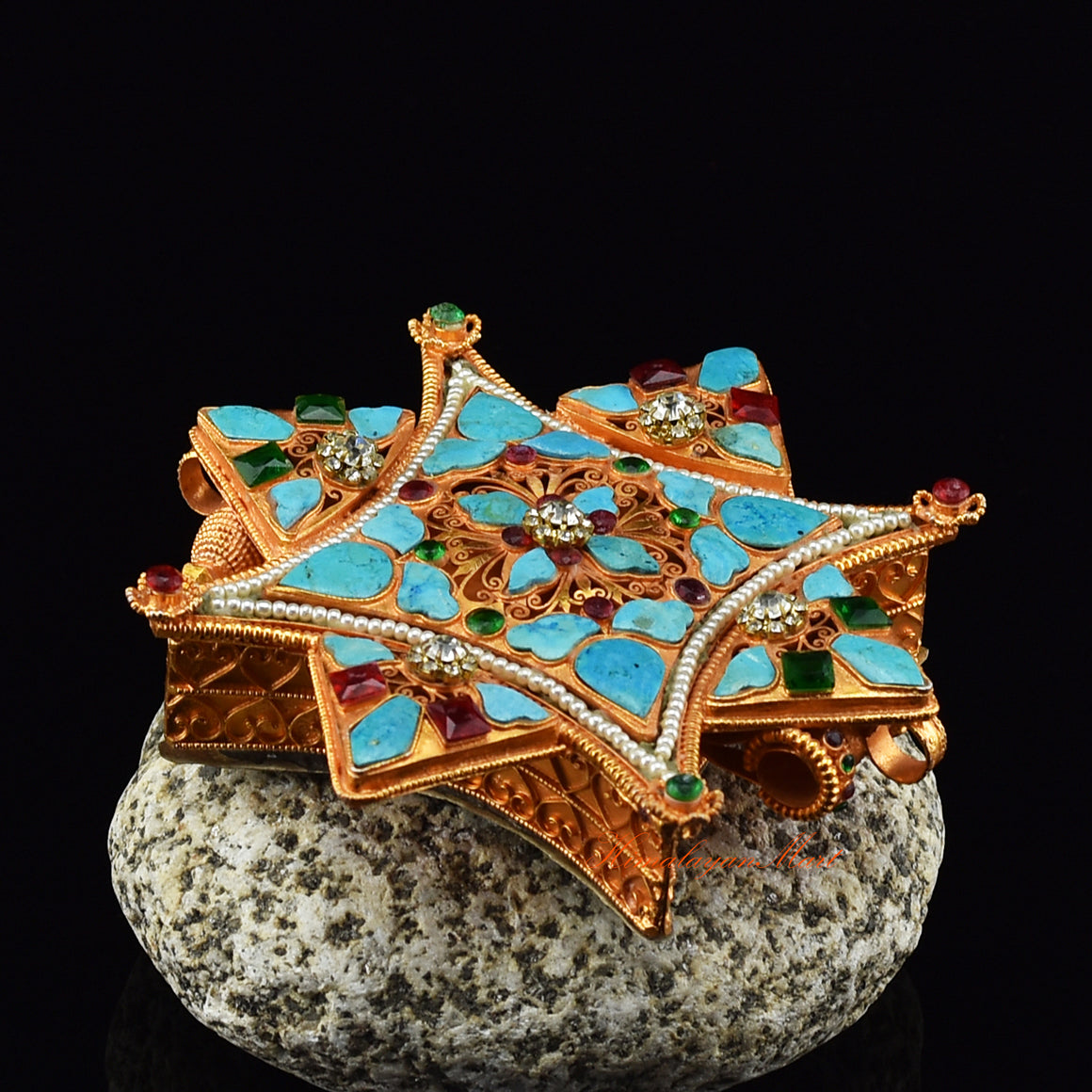 Left angle of brass Ghau Prayer Box Pendant with turquoise and silver-gold plating craftsmanship.