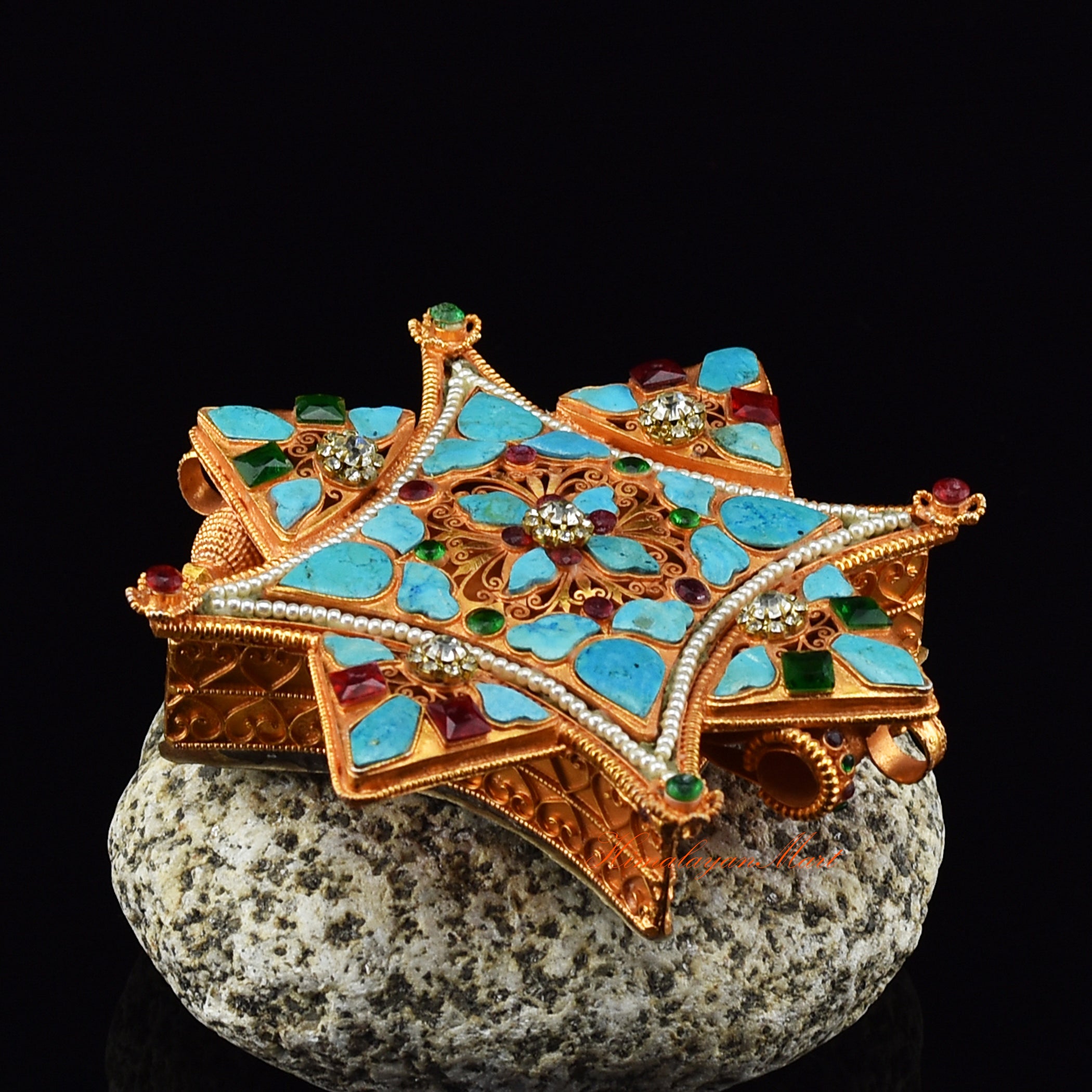Left angle of brass Ghau Prayer Box Pendant with turquoise and silver-gold plating craftsmanship.