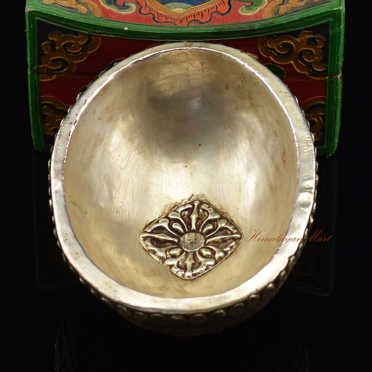 Back view of the Namtose Vaisravana Resin Kapala showing the rear detailing and resin construction