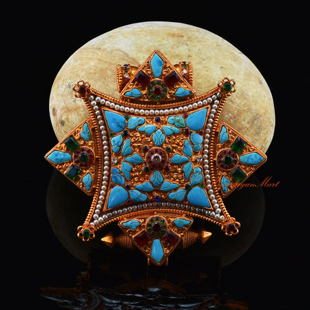 Front view of handcrafted Spiritual Prayer Box Jewelry in brass with gold and silver plating.