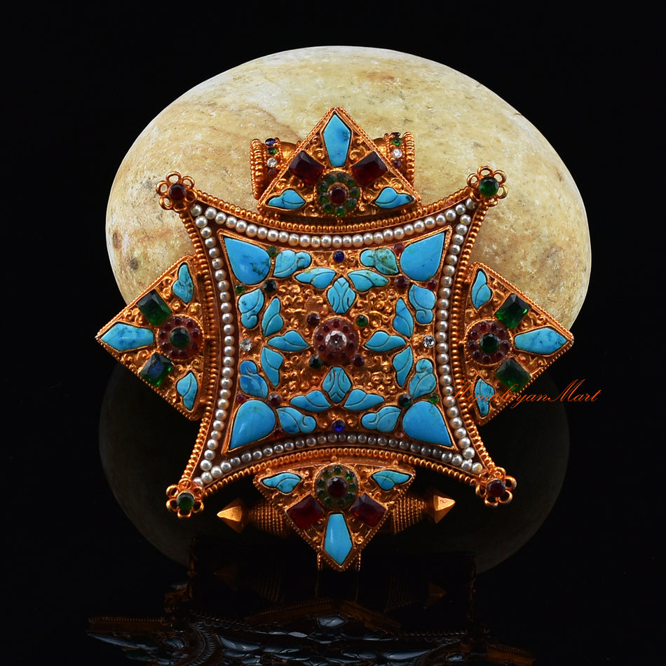 Front view of handcrafted Spiritual Prayer Box Jewelry in brass with gold and silver plating.